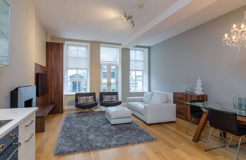 Cathedral Quarter Apartment | Smithfield Apt in Belfast's Cathedral Quarter