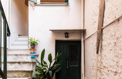 Vernazza House | solemagia in via roma
