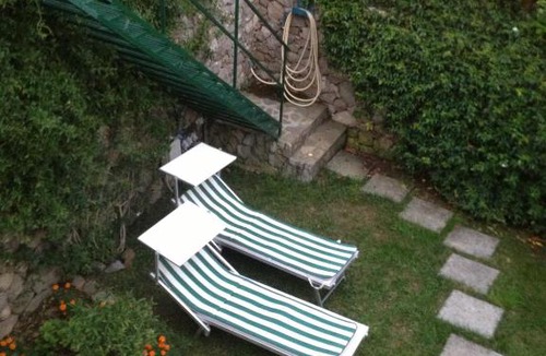 Schiazzano House | Sorrento Villa with garden see view