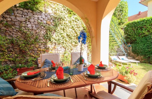 Schiazzano House | Sorrento Villa with garden see view