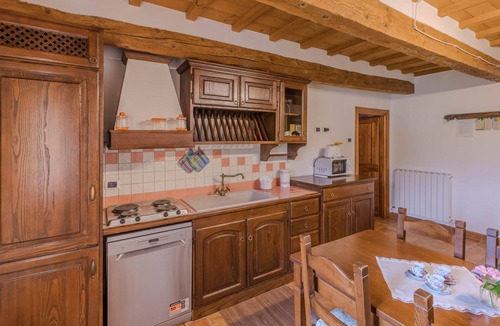 Corinaldo Villa | Spacious and cosy villa with pool in the countryside, just 15 minutes from the beaches of Senigallia