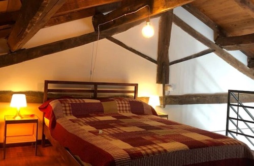 Pontremoli Apartment | Spacious and fresh, in the green, a few minutes from the center of Pontremoli