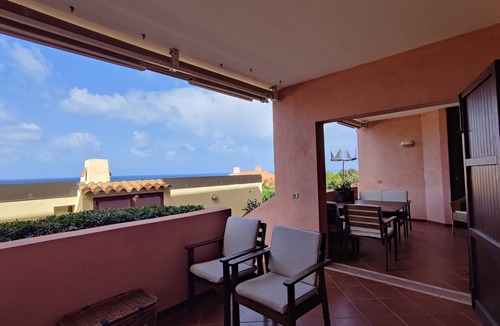 Portu Maga Apartment | Spacious apartment in seafront condo
