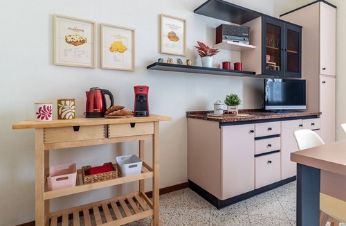 San Donato Apartment | Spacious, cozy and close to Bologna station for families and groups