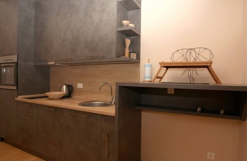 Zlatibor Apartment | Spacious modern apartment overlooking the hills and Gold Gondola station