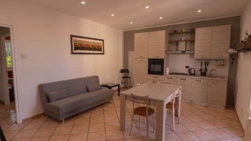 Tortona Apartment | Spazioso appartamento vicino a tutto