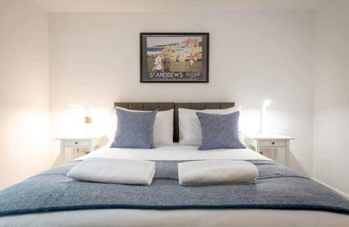 St. Andrews Apartment | Square Green - No 12 Garden