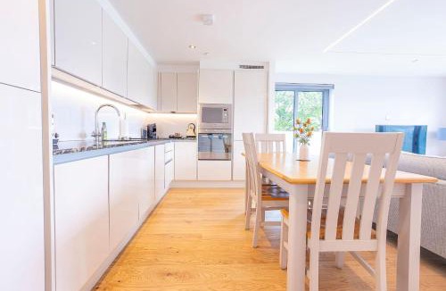 St. Andrews Apartment | Square Green - No 16 Balcony