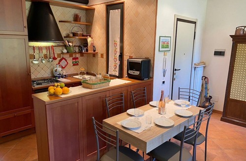 San Maurizio Apartment | St Maurice smile lake view apartment with pool