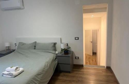 Twist Apartment | Steps to Florence