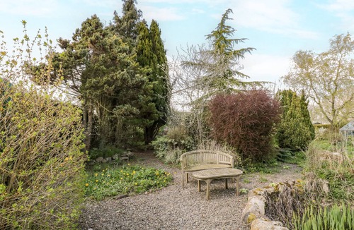 Billingsley Cottage | STONEHAVEN, romantic, character holiday cottage in Cleobury Mortimer
