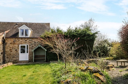 Billingsley Cottage | STONEHAVEN, romantic, character holiday cottage in Cleobury Mortimer