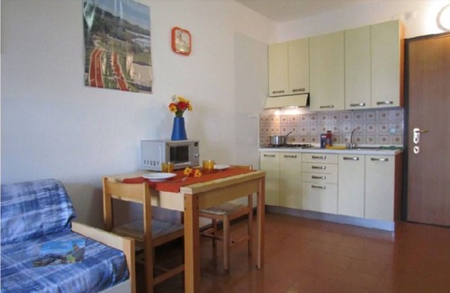Bibione Lido dei Pini Apartment | Studio in a seafront building-Beahost