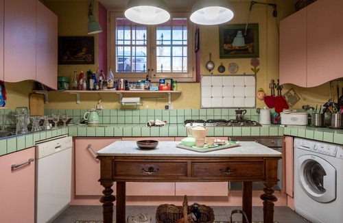 Moncalieri House | Stunning private villa for 12 guests with WIFI, private pool, A/C, TV and patio