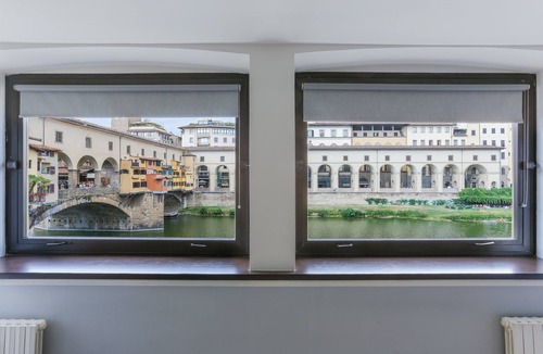 Oltrarno Apartment | Stunning view over Ponte Vecchio