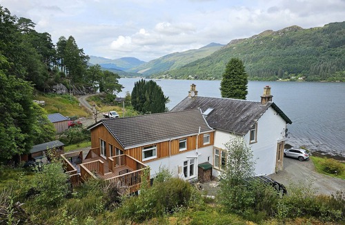 Lochgoilhead House | Stunning Waterside Retreat at Edge of Lochgoil, Private Decking,