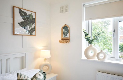 Norwich Apartment | Stylish 2 Bed Apartment with Beautiful Garden