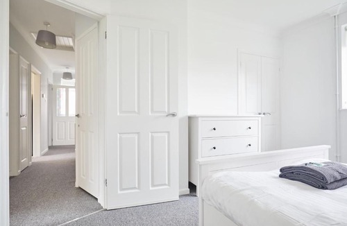 Norwich Apartment | Stylish 2 Bed Apartment with Beautiful Garden