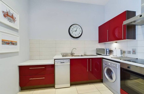 Cathedral Quarter Apartment | Stylish City-Centre Apartment in the Heart of Belfast’s Cathedral Quarter