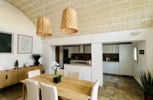 Ostuni Villa | Stylish luxury, beautiful large pool, great location