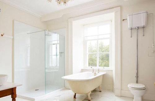 Balmacara House | Stylish Scottish Manor, Coillemore House