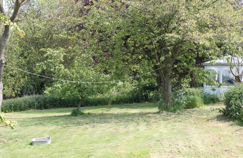Martlesham Heath Cottage | Suffolk country cottage. `Snug, modest not deluxe.