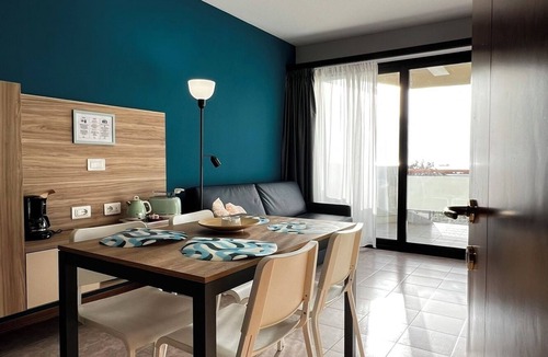 Livorno Apartment | Suites Marilia Apartments