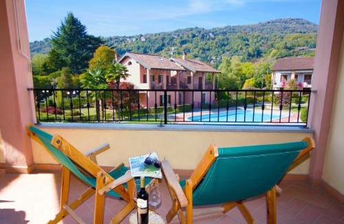 Lesa Apartment | Sunflower Relax Pool and Terrace - Happy Rentals