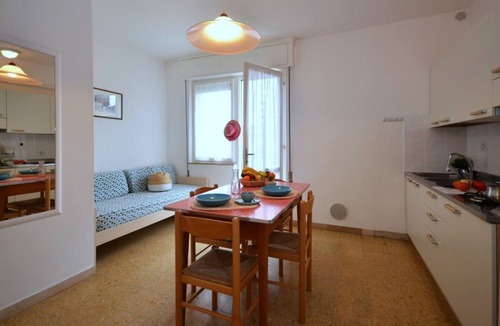 Lignano Sabbiadoro Apartment | Sunny holiday apartment not far from the beach