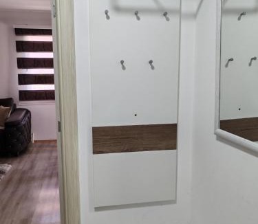 Stari Banovci House | Sveti Luka- OBRADOVIĆ SOKAK 41