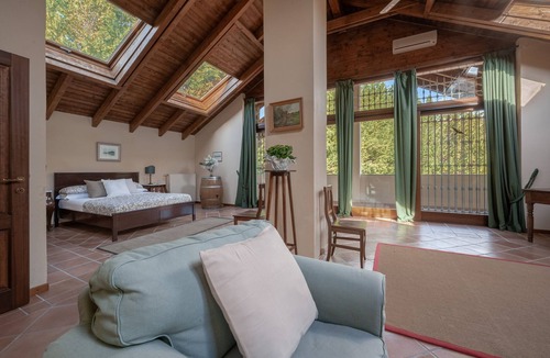Castel Boglione House | Tenuta Cà dei Mandorli - Private Hotel & Luxury villa