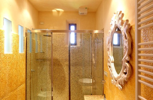 Urbino House | Tenuta Santi Giacomo e Filippo