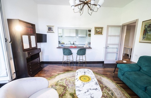Testaccio Apartment | Testaccio Luminous and Large Apartment