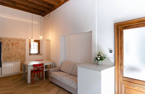 Centro Storico Apartment | The Abode of Philip