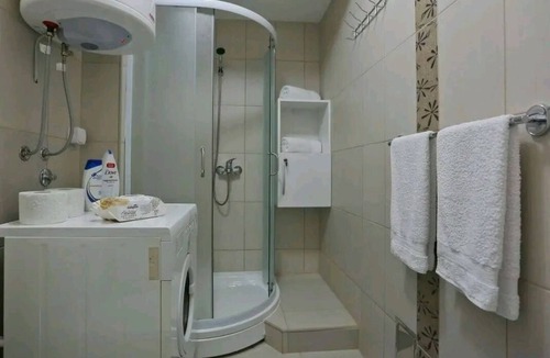 Nis Apartment | The best private apartment! Modern, nclean. On great location! There is a garage