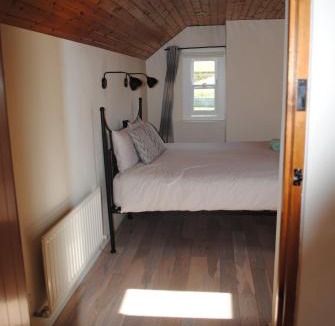 Ballycastle Bed & Breakfast | The Castle Bed & Breakfast