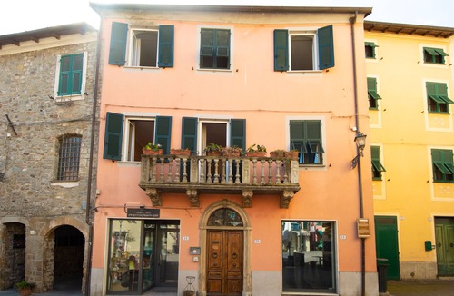 Brugnato Apartment | The facility is no longer active and I can't delete from the site!