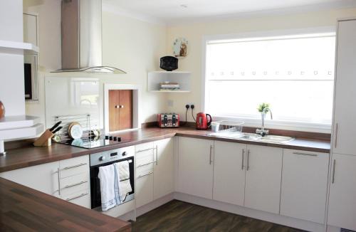 Islay Island House | The Glebe, Am Fasgadh
