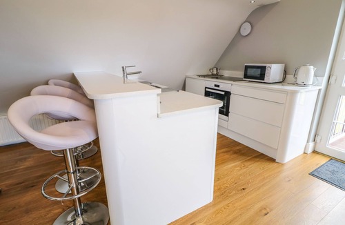 Magherafelt Cottage | THE HIDEAWAY, character holiday cottage, with hot tub in Moneymore