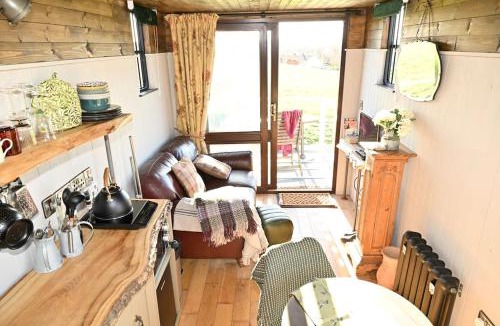 Downpatrick House | The Horsebox, unexpected luxury