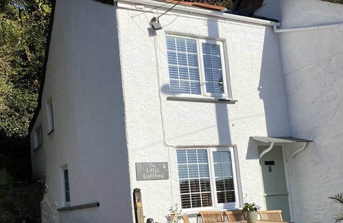 Pentewan Cottage | The Little Lighthouse - 2 mins from beach