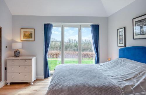 East Horrington House | The Lodge At Edenbridge