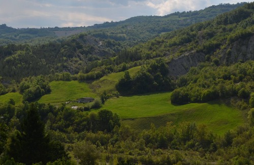Toano House | The Lodge, part of the ancient Borgo of Villa Bonicelli.