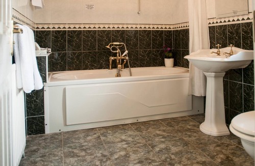 Ballydrain Hotel | The Old Schoolhouse Inn