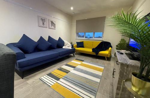 Alloa House | The Riverside