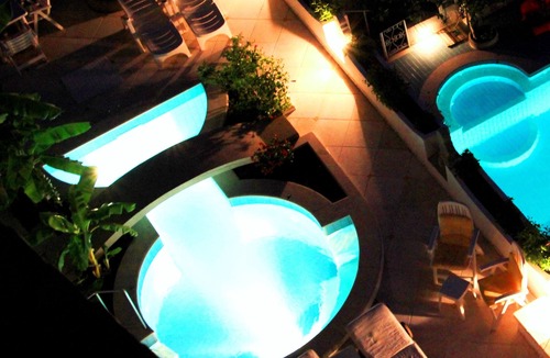 San Cosma Apartment | The small castle of the Moors, swimming pool, access to sea, lift, parking lot