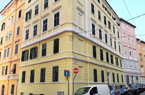 Barriera Vecchia-San Giacomo Apartment | The up hill and down dale escape