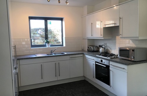 Charlestown Apartment | The Waterwheel Apartment is situated in Charlestown - A World Heritage Site