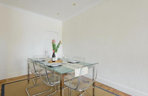 Old Town Apartment | The West Bow Apartment