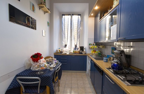 Esquilino Apartment | THE WINDOW IN FRONT